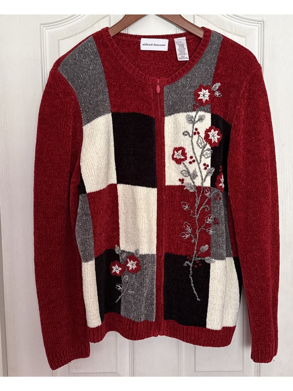 Alfred Dunner Women's Large Flowers Cardigan Chunky Knit Sweater